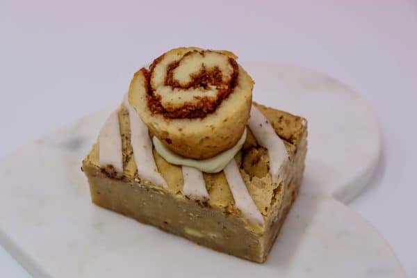 Cinnamon Roll Blondie