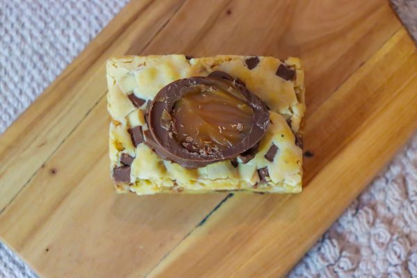 Caramel Egg Blondies